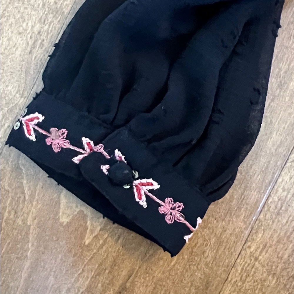 Zara Black Top with Pink Embroidery Detail - Picture 5 of 8